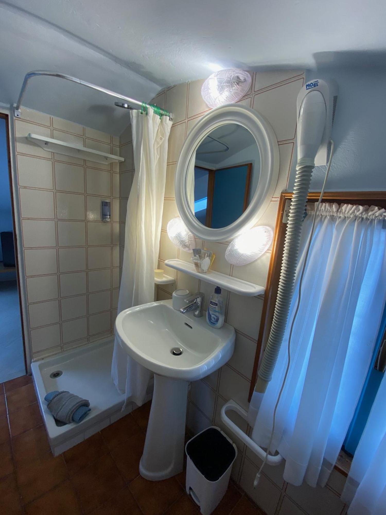 Albergo La Pineta Andora Bilik gambar